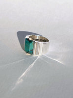 Large Ari Ring in Teal Malachite, Sz. 8